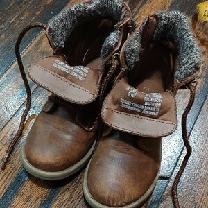 Wonder Nation Brown Kids Boots with Fur Lining